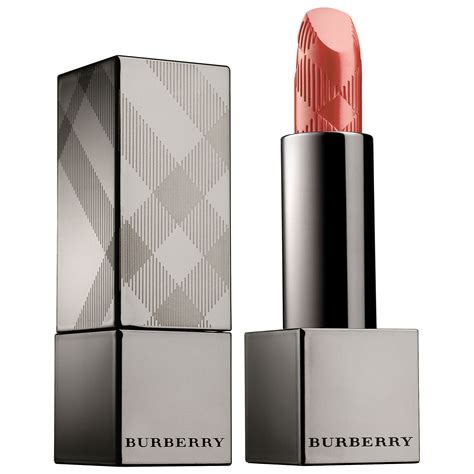 Burberry Tulip Pink (09) Kisses Lipstick Review & Swatches